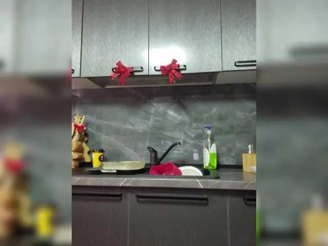 FoxxyAna on BongaCams 