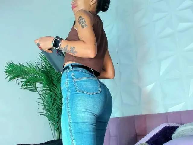 Hellen-Sky on BongaCams 