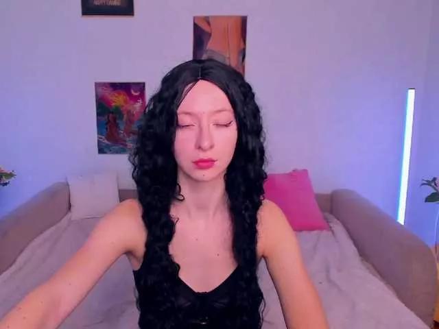 hollyharlot on BongaCams