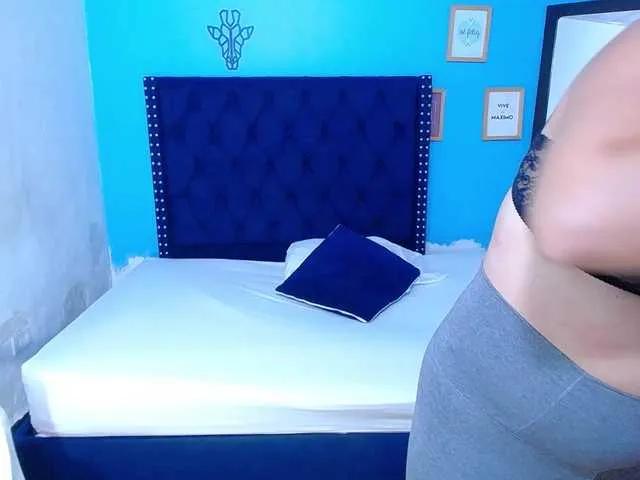 kinky-redhead18 on BongaCams 