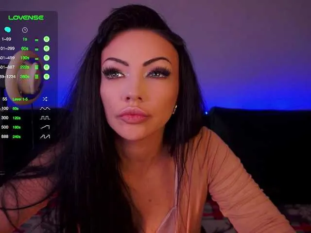 LADYCharmer on BongaCams