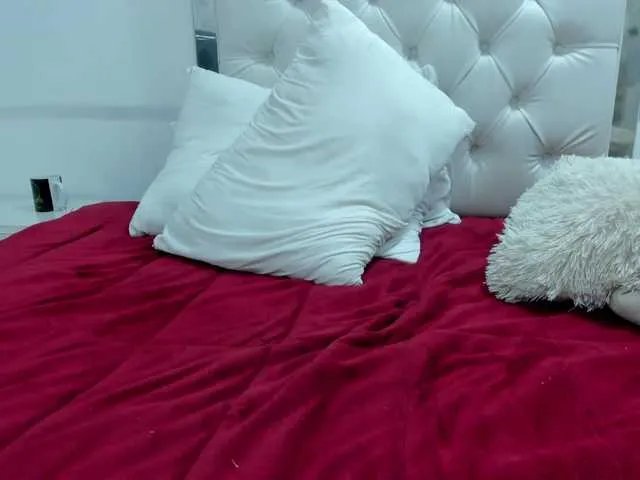 leslieanddrako on BongaCams 