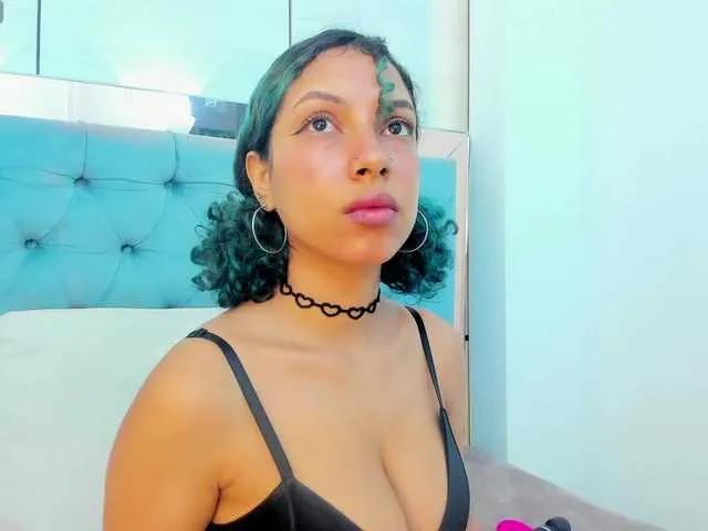 LisRous on BongaCams