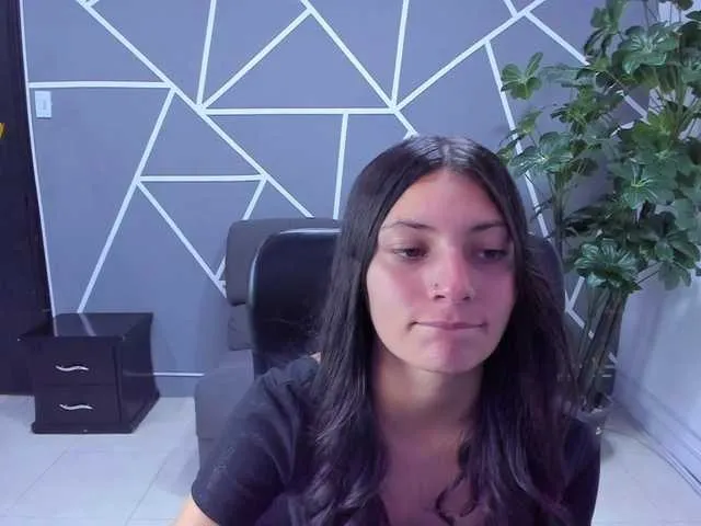 LunaBennett model from bc