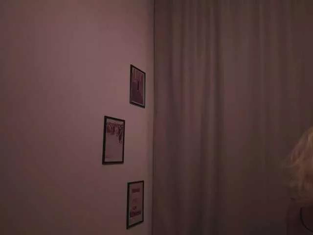 Maddison on BongaCams 