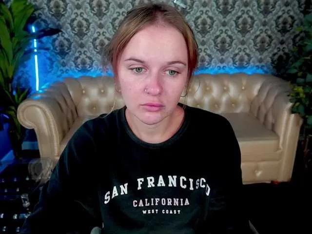 MaribelRiver on BongaCams