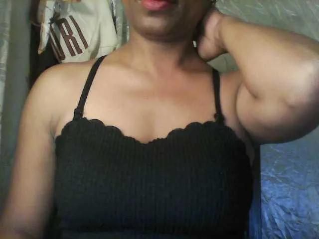 MayaQueen on BongaCams 