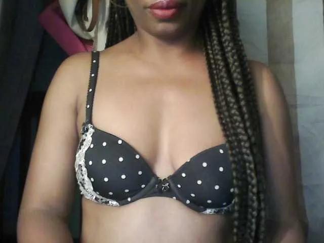 MayaQueen on BongaCams 