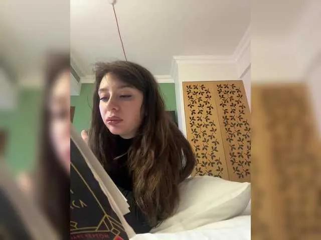 Melissa222Femdom on BongaCams