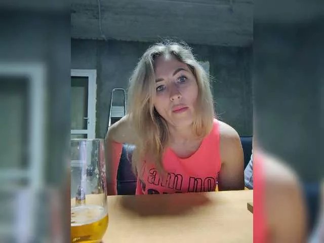 MOLLY-7 on BongaCams 