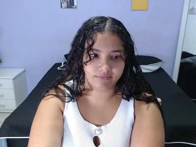 penelope-gucci on BongaCams 