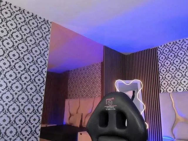 penelope-tay on BongaCams 