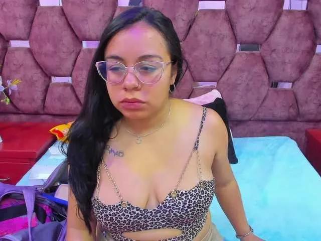 RossiVioleta — Hello, I'm Violeta, nice to meet you. I describe myself as an attractive, sensual, and outgoing woman. I want to have fun with you and possibly meet the love of my life. I'm passionate about life. I love passionate, dominant men. I love being pampered.