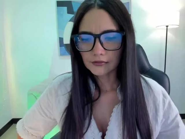 saraparkerr on BongaCams 