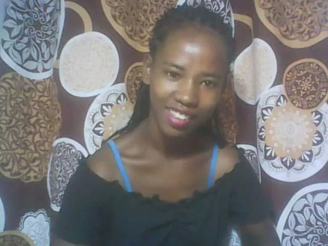 sexy-sarah on BongaCams