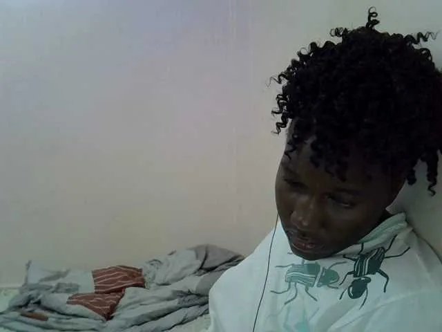 sweet-saffron on BongaCams 