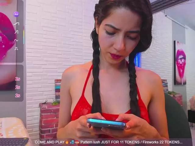 SweetieandJuiicy on BongaCams 