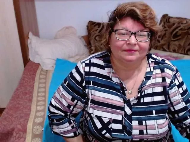 SweetMommaX on BongaCams 