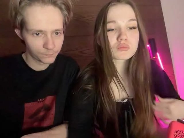 titsDestroy2007 on BongaCams 