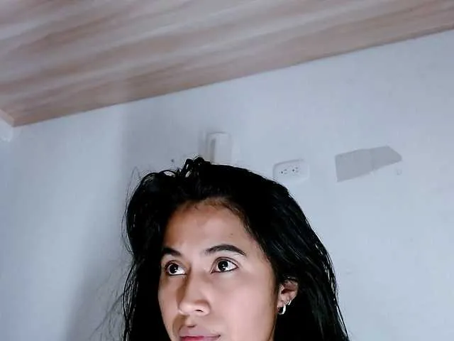 venus-cutee model from bc