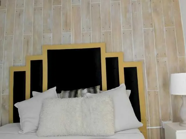 VioletSinclair model from bc