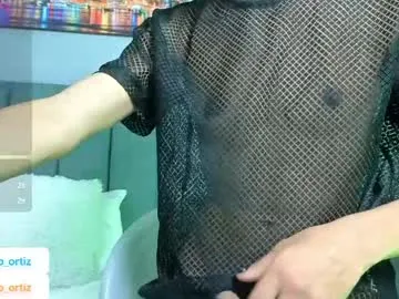 _camilo_ortiz model from Chaturbate