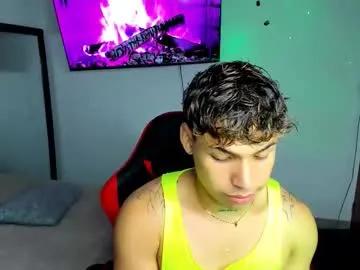 adams_collins on Chaturbate