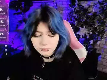 ashley_veil model from cb