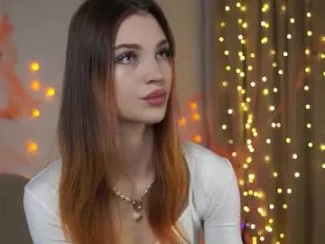 beckymadsons —  Let's reach 80000+ TODAY! I'm a #teen #18, #new #shy here, but already the best #bigass on CB  - Goal: Air KIss  [15 tokens left]