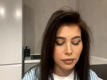 bethanndegrande model from cb