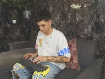 cameron_lux4 model from Chaturbate