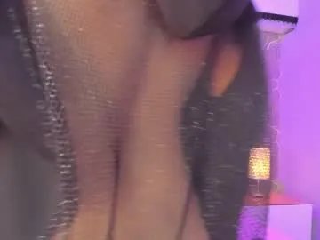 chloe_watson_ on Chaturbate