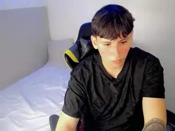 d_moneyy_ model from cb