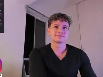 derekolsen_ on Chaturbate