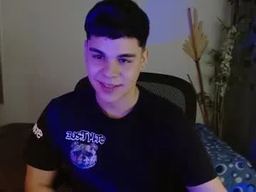 eithan_jonnes model from cb