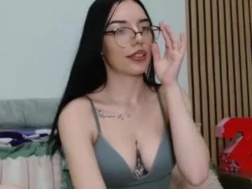 ella_chloe — #tattoo #italian #tipme #brunette #naturalbody [170 tokens remaining]