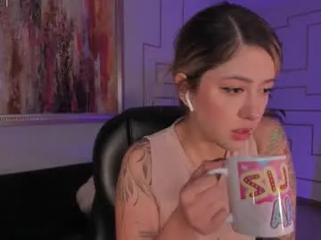 evebenson on Chaturbate