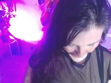 evelyn_mature19 on Chaturbate 