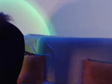 gentlemila on Chaturbate