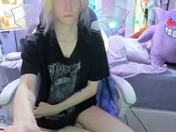 greeneyedlovexo on Chaturbate