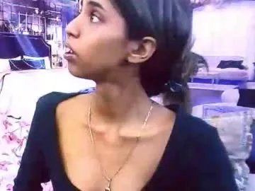 indiansexyslender4u2luv on Chaturbate 
