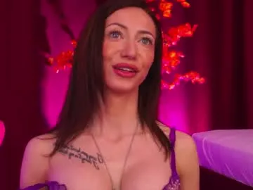 isrubyfever model from Chaturbate