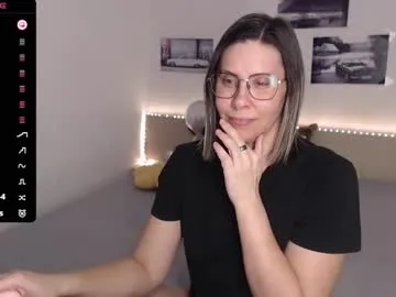 justmexy7 model from cb