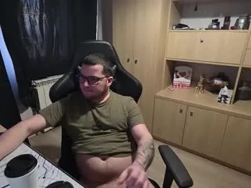 kevinnlovely95 model from cb