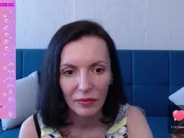 kiramartins_cat on Chaturbate