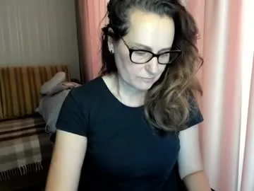 lauraoven1 model from cb