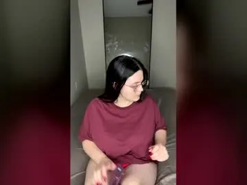 lauvlylu model from cb