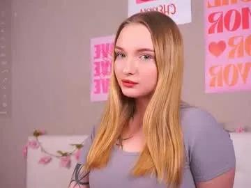 leilavitro — Hi! I am beginner model here, my Goal: show my new outfit ^ ^ I hope i can open your heart for me ^_^ #Lovense #new #shy #blonde #18 [31 tokens remaining]