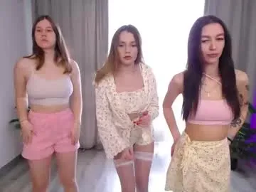 liana_meow246 model from cb