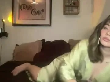 lill_daddysgirl on Chaturbate